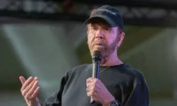 Aksiyon filmlerinin yıldız ismi Chuck Norris hayatını kaybetti!