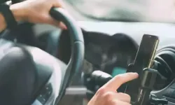 Bakanlıktan araçlardaki telefon tutucular için yeni açıklama