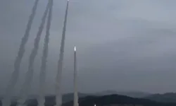 Kim Jong-un balistik füze testine katıldı