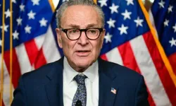 ABD'li Senatör isyan etti: Amerika neden savaşta?