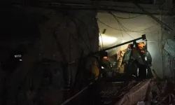 İran’ın misillemesi İsrail’i vurdu: Arad’da büyük yıkım