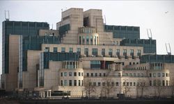 Eski MI6 Başkanı: “İran, ABD ve İsrail’e karşı üstünlüğü ele geçirdi”