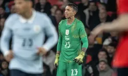 Muslera 3.5 yıl sonra milli formayı giydi, İngiltere'ye kaleyi kapattı