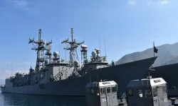 Pakistan Donanması’ndan ticaret gemilerine refakat operasyonu