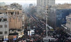 İsrail ordusuna talimat: İran ekonomisini hedef alın!