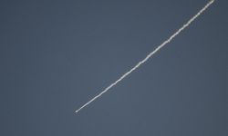 İran’dan ABD ve İsrail hedeflerine 41. dalga: Ağır savaş başlıklı füzeler kullanıldı