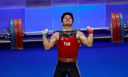 Milli halterci Muhammed Furkan Özbek, Avrupa rekorunu kırarak şampiyon oldu!