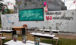 İran, vurulan kız ilkokulunu tarihi miras ilan etti