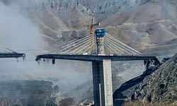 ABD İran'ın Kerec kentindeki B1 Köprüsü'nü vurdu!