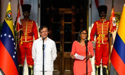 Petro, Venezuela'da Rodriguez ile görüştü!