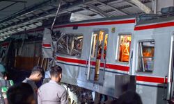 Endonezya’da tren faciası: Çok sayıda ölü ve yaralı var