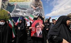 Tahran'da Ali Hamaney için kırkıncı gün merasimi düzenlendi