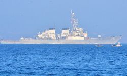 ABD ablukası sürüyor: Petrol tankerinin geçişi engellendi!