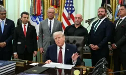 Hürmüz'ün kapatılmasının ardından Trump'tan ilk açıklama: Bize şantaj yapamazlar