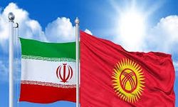 Kırgızistan'dan İran'a 100 tonun üzerinde yardım malzemesi