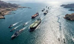 Financial Times: İran bağlantılı tankerler, ABD ablukasını aştı