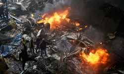 İsrail’den Lübnan’da ambulansa hava saldırısı