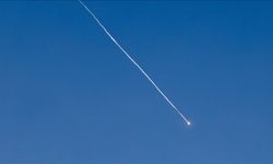 İran’dan 95. dalga saldırı: Bahreyn, Kuveyt ve BAE’de ABD hedefleri vuruldu!