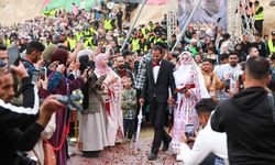 Gazze’de toplu düğün: 50 çift evlendi