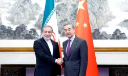 Wang Yi, Erakçi’yle görüştü: Barış için fırsat penceresi açıldı