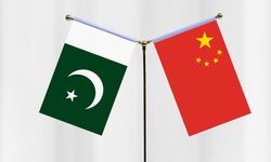 Çin ve Pakistan'dan "İran" görüşmesi