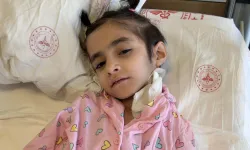 10 kiloluk çocuktan 3 kilo tümör çıktı!