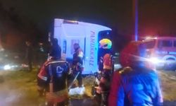 Balıkesir'de yolcu otobüsü devrildi: Çok sayıda ölü ve yaralı var!