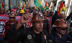 Bolivya’da kriz derinleşiyor: Halk sokakta, ABD Paz’ın yanında