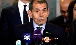 Dursun Özbek, listesini divan kuruluna teslim etti
