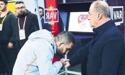 Fatih Terim'den Arda Turan mesajı: Gururla seyrediyorum