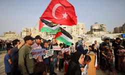Gazze Limanı’nda Küresel Sumud Filosu saldırısına protesto