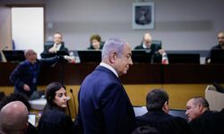 Yolsuzlukla yargılanan Netanyahu'nun duruşması iptal edildi
