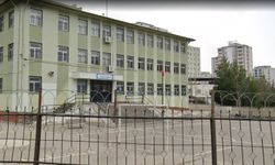 Diyarbakır'da okul önünde silah sesleri: Öğrenciler tahliye edildi!