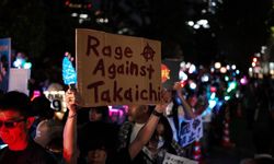 Pasifist anayasadan silah ihracatına: Tokyo'da protesto rüzgarı