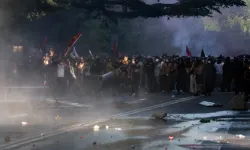Cenevre'de G7 karşıtı protesto: Polis sert müdahale etti