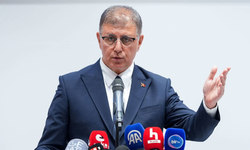 İzmir Büyükşehir Belediye Başkanı Cemil Tugay CHP’den istifa etti!