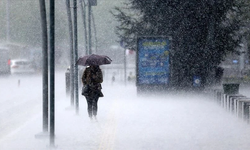 Meteoroloji uyardı: Sağanak yağış geliyor, birçok il için dikkat çağrısı