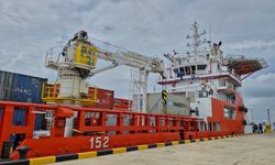 Kolombiya, Küba'ya 100 tonluk insani yardım gönderdi