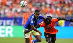 Hollanda’dan İsveç’e gol yağmuru: 5-1