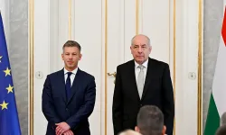 Macaristan'da siyasi kriz: Başbakan Cumhurbaşkanı'nı görevden almaya çalışıyor!