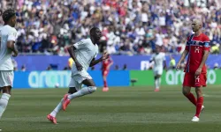 Dembele şov yaptı, Fransa grubu lider tamamladı