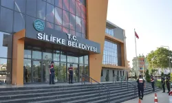 Silifke Belediye Başkanı dahil 8 kişi tutuklandı