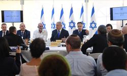 İsrail'de kritik saatler: Netanyahu kabineyi topluyor