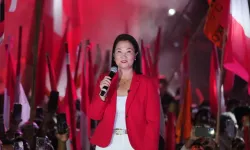 Peru'da haftalar süren belirsizlik sona erdi: Fujimori mazbatasını aldı
