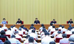 Xi, yurt dışındaki Çinlilere güç birliği çağrısında bulundu