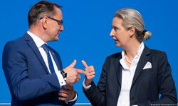 AfD'de değişim yok: Chrupalla ve Weidel yeniden seçildi