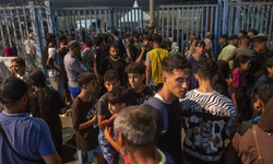İspanya'ya göçmen akını: O sınır kapısını kapattı