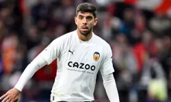 Trabzonspor Cenk Özkacar'ı renklerine bağladı