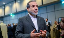 Erakçi: "ABD yönetimindeki bazı kişiler başlarını kuma gömmüş durumda"