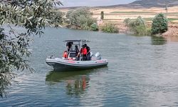 Akıntıya kapılan 15 yaşındaki çocuk için arama çalışmaları sürüyor